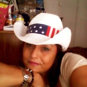 Meet your Posher, Moreno